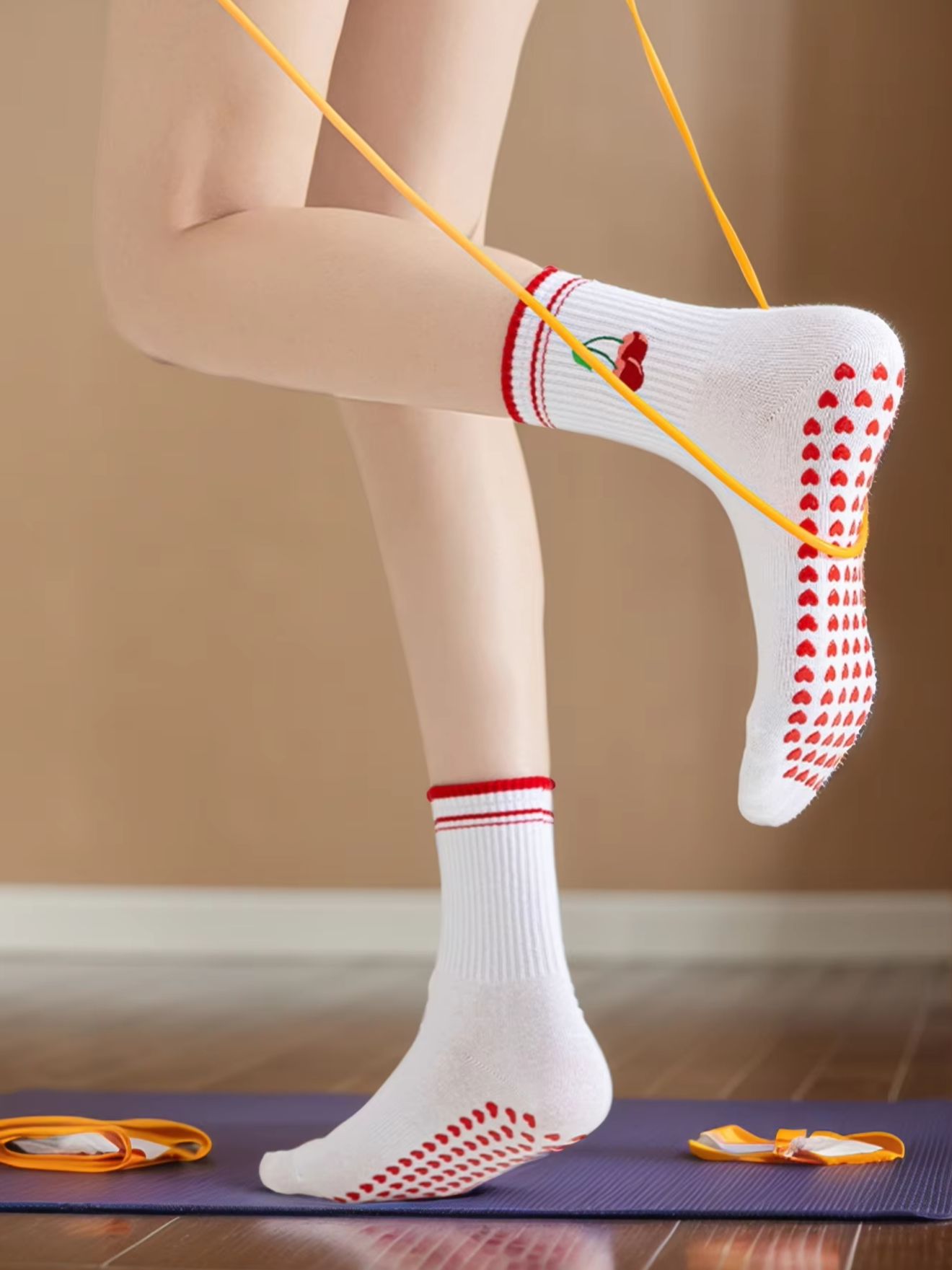 Yoga Of Fitness - 1 Pasang Kaus Kaki Yoga Profesional