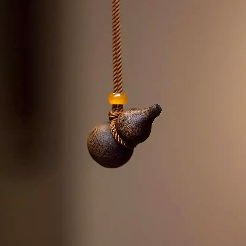 Kalung Labu Cendana Ukiran Tan - Zen Yoga Fitness ulasan dan harga